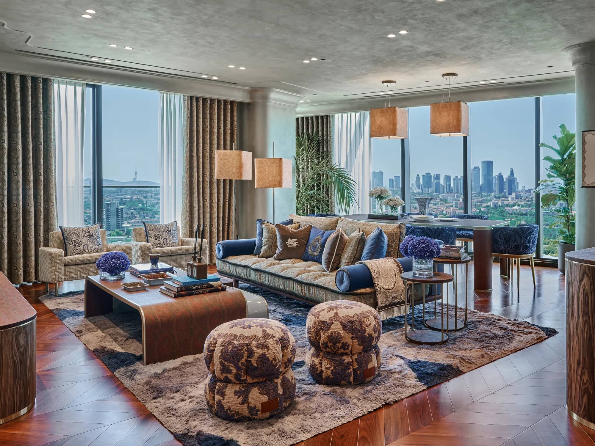ETRO Residences